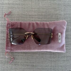 Aube Miu Miu Gold and Mauve Sunglasses with Velvet Case